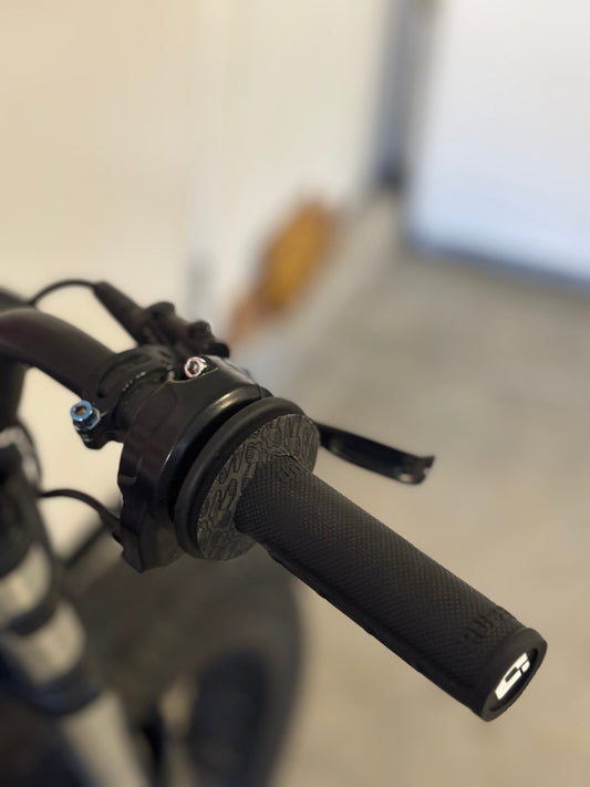 (PREORDER)Super 73 Plug and Play Surron Throttle